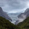 En brearm av Jostedalsbreen - Briksdalsbreen., fotokunst veggbilde / plakat av Eirik Sørstrømmen