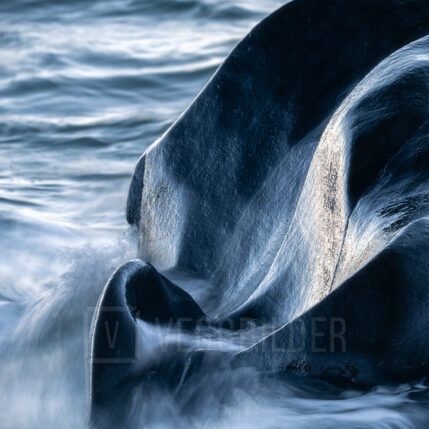 Steinformasjoner langs kysten i Lofoten, fotokunst veggbilde / plakat av Klaus Axelsen