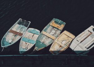 Hjem med full båt, fotokunst veggbilde / plakat av Kåre Johansen