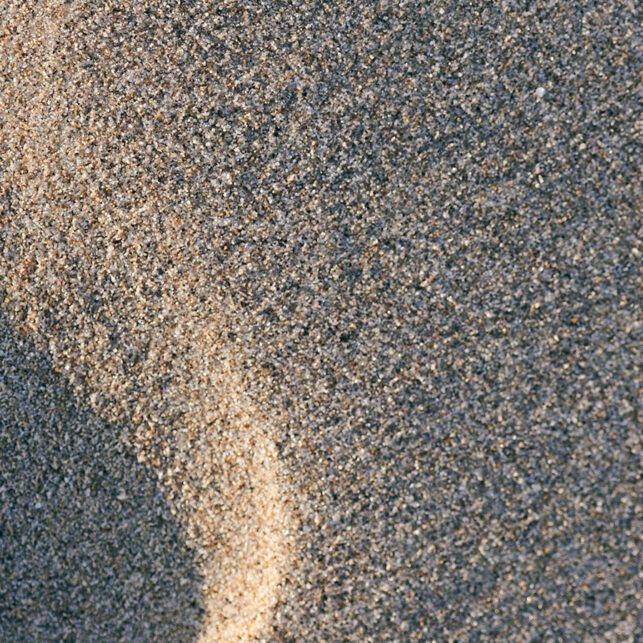 Fotavtrykk i sanden, fotokunst veggbilde / plakat av Peder Aaserud Eikeland